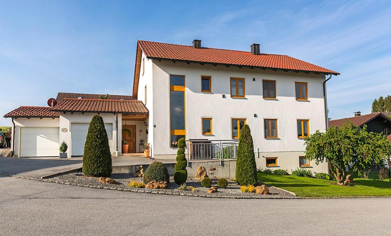 Ferienwohnung Lex Bad Griesbach  Exterior photo